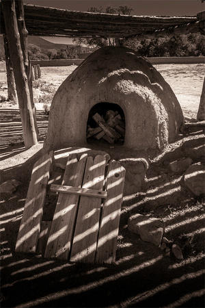 Taos Pueblo kiva bread oven