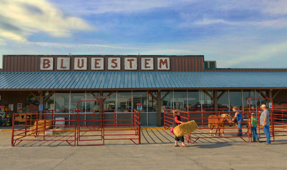 Blue Stem Farm and Ranch Supply Emporia KS